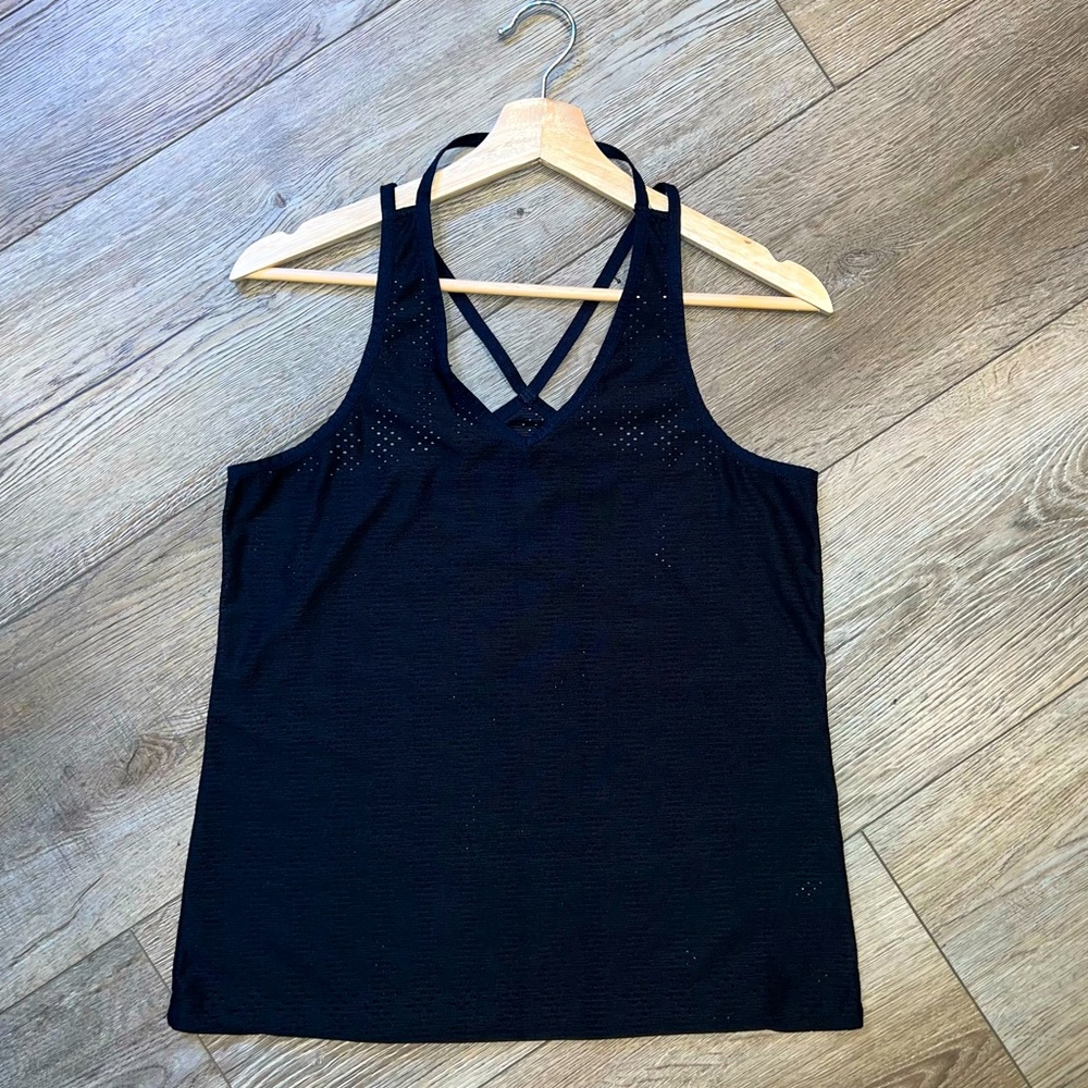 Athleta Limitless Tank Top Halter Crossback Vented Laser Cut